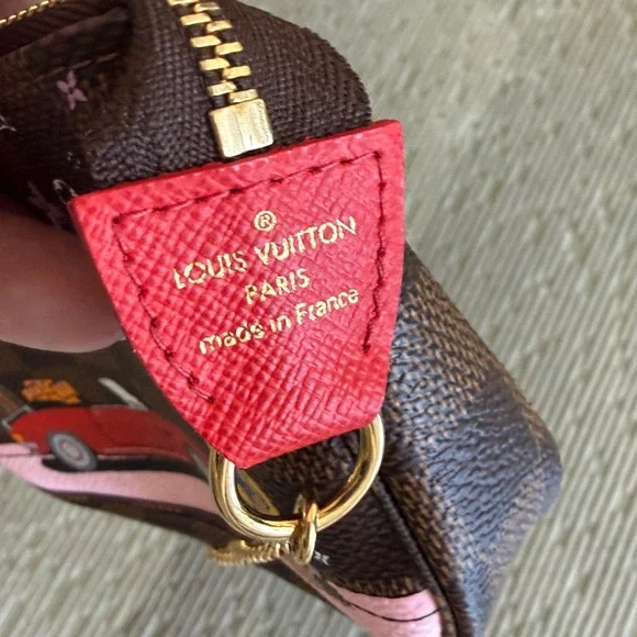 Louis Vuitton Mini pochette, limited edition Vivienne in Paris - Picture 4 of 8